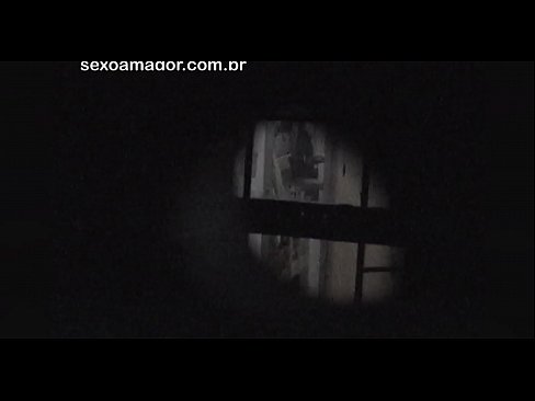 ❤️ Blondi saa salaa videokuvaa naapuruston tirkistelijältä piilossa onttojen tiilien takana Kotitekoinen porno at fi.teencumpot.ru