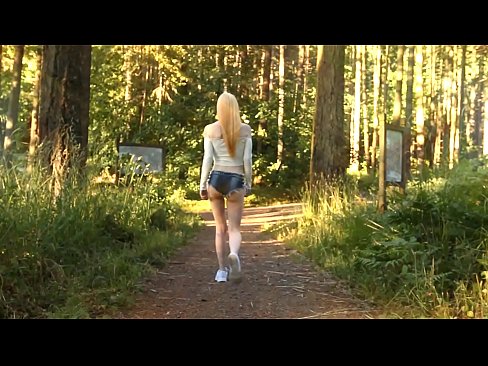 ❤️ Kaunis nainen liikkuu hitaasti, ei alaston video Kotitekoinen porno at fi.teencumpot.ru