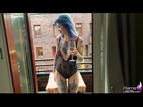 ❤️ Valtava tyttö imee nieleskellen ja naidaan intohimoisesti avoimen taivaan alla Kotitekoinen porno at fi.teencumpot.ru